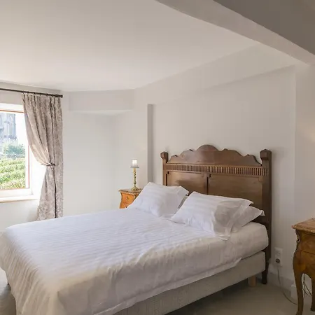 Couette-café D'hôtes De Château Renon