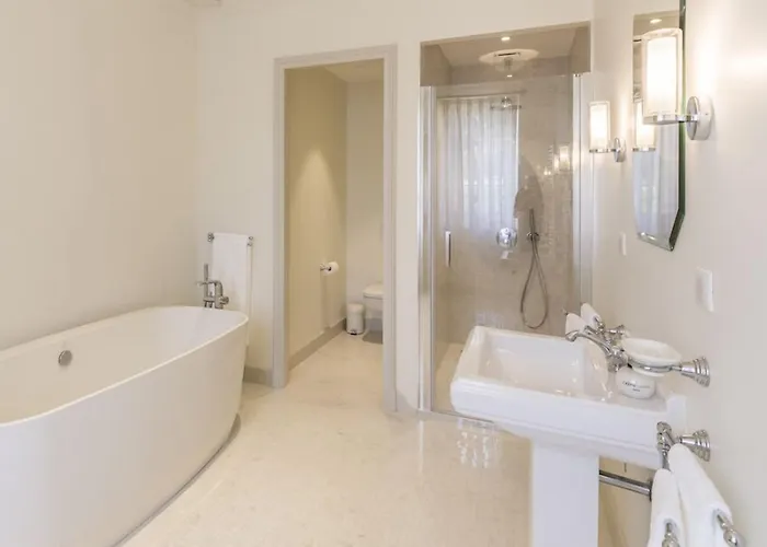 D'hotes De Chateau Renon 3*