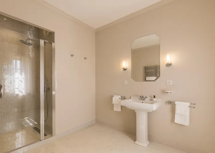 住宿加早餐酒店 D'hotes De Chateau Renon 3*